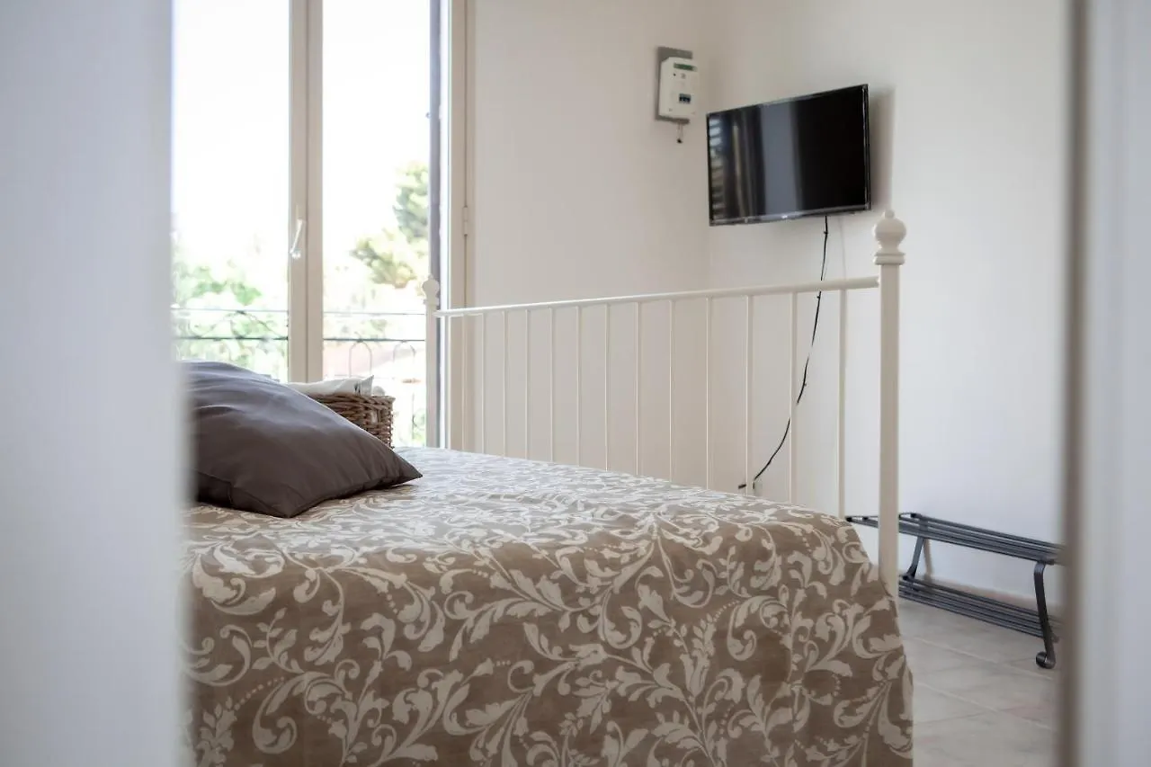 Pindemonte Suites Palermo 0*,  Italy